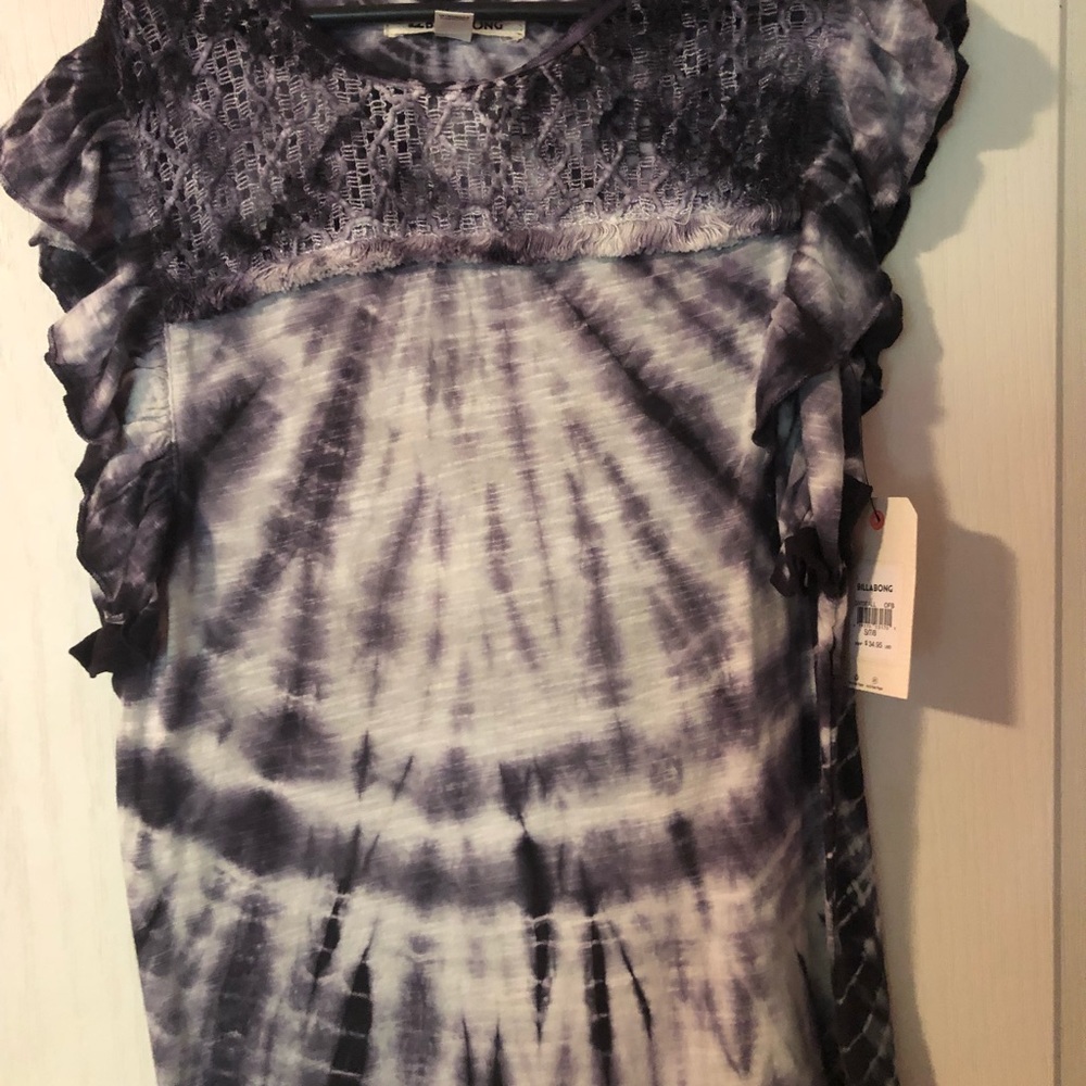 Billabong Top!  BNWT!